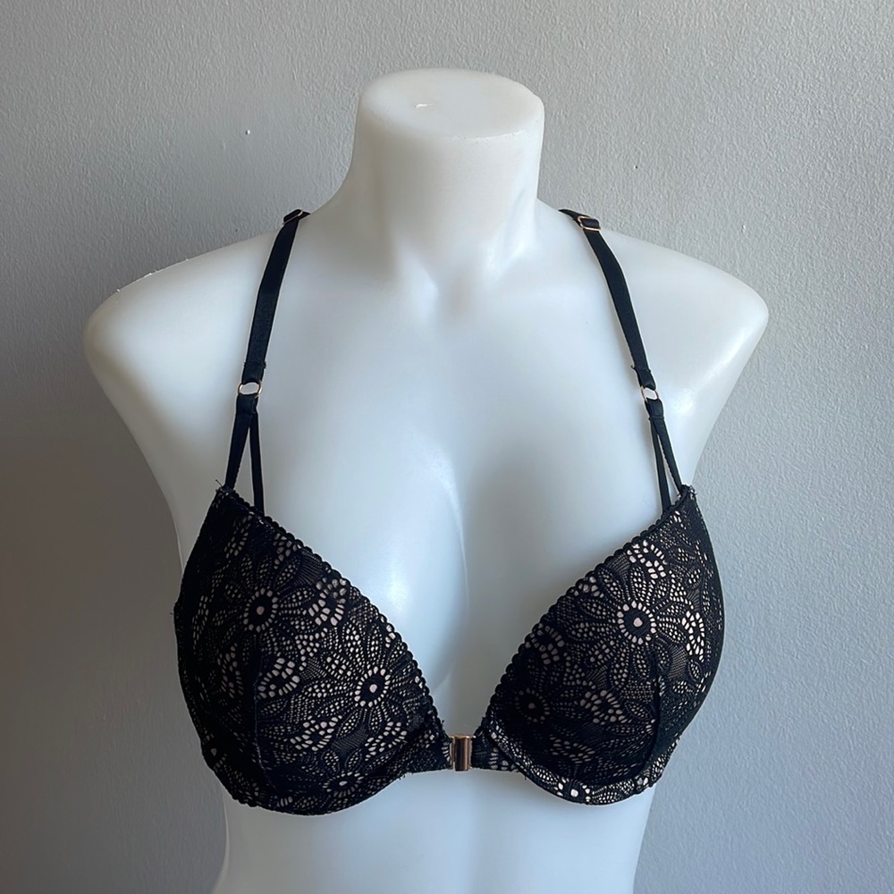Victoria’s Secret Very Sexy Push Up Bra 34B
